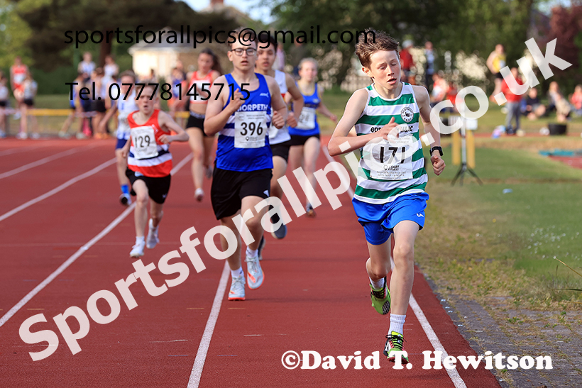 The 800 metres, 2025 NEGP No 2, Monkton Stadium, Wednesday, May 28th. Photo: David T. Hewitson/Sports for All Pics